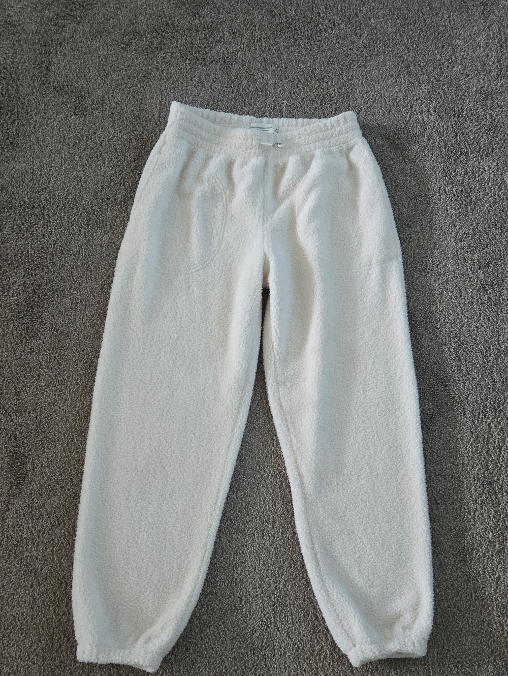 Abercrombie & Fitch Sherpa Teddy Joggers Size Medium